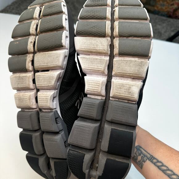 On Cloud Cloudflow Black Gray Running Shoes - Picture 6 of 8